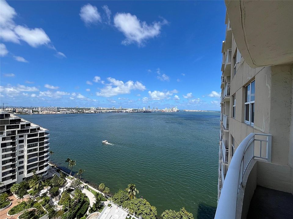 1st image of 770 Claughton Island Dr APT 2009