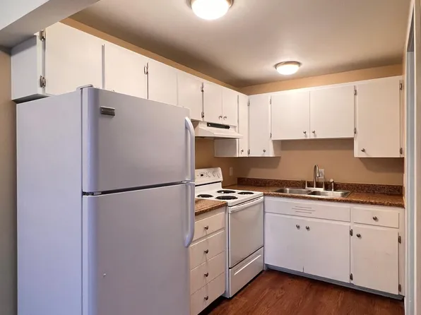 14332 32nd Ave NE, Seattle, WA