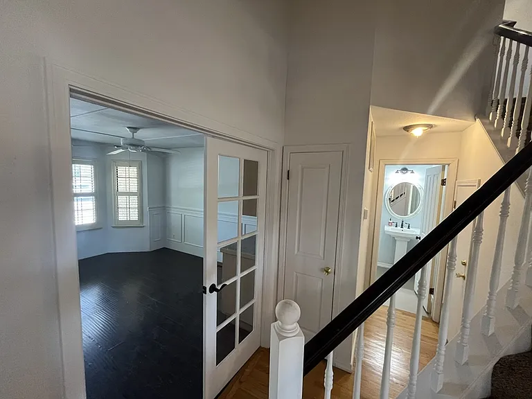 511 Bluff Dr — Photo 12