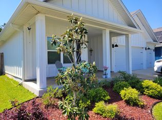 1511 Ballyhoo Dr, Gulf Breeze, FL 32563