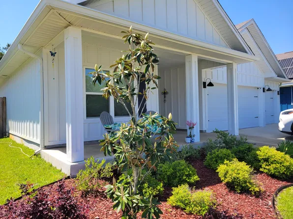 1511 Ballyhoo Dr, Gulf Breeze, FL 32563