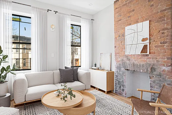 Rented by Compass | media 13