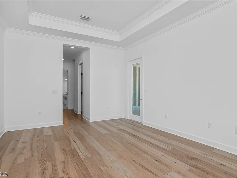 18837 Wildblue Blvd — Photo 21