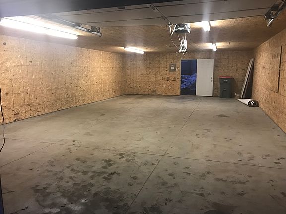 Man Cave/Shop/5-stall Garage