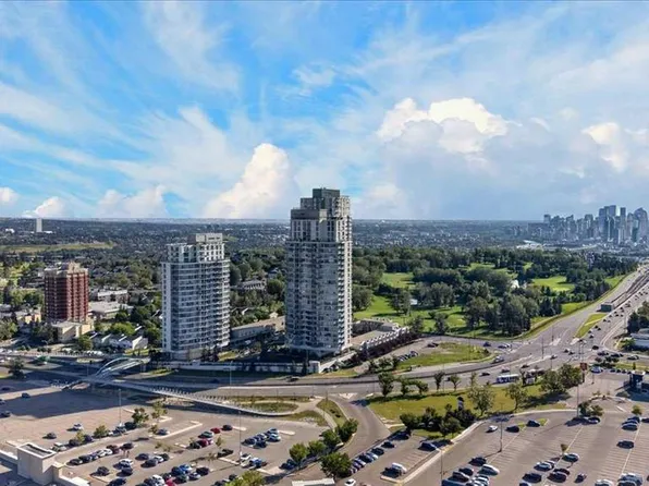 55 E Spruce Pl SW #904, Calgary, AB T3C 3X5