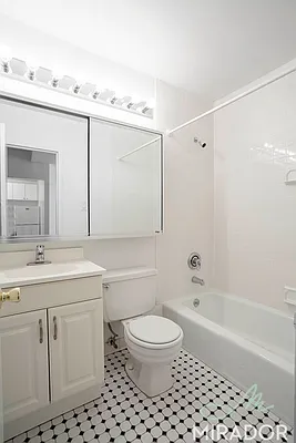 Rented by Mirador Real Estate | media 12