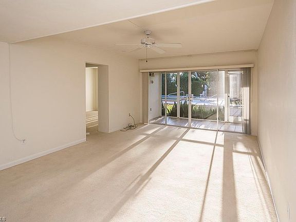 4th image of 2064 Alamanda Dr APT 6