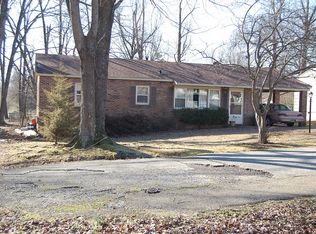 1312 Peggy Ln, Poplar Bluff, MO 63901