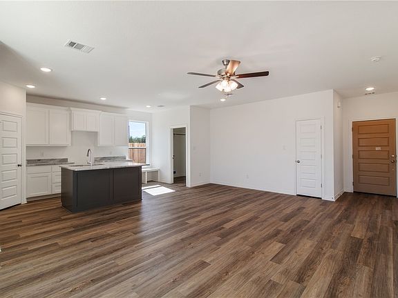 3rd image of 1807 Rubicon Ct