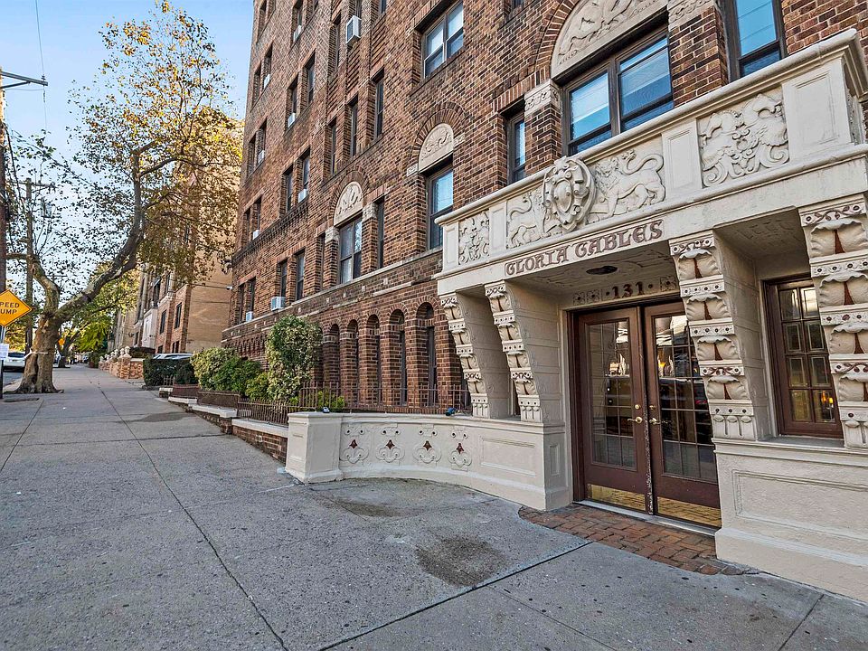 1st image of 131 Kensington Ave APT A3