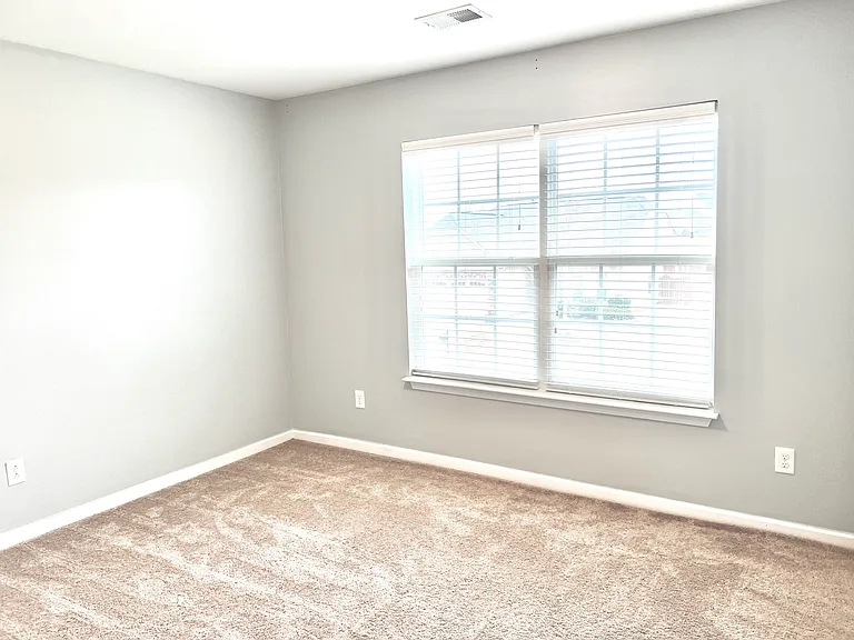 448 Riverdale Rd — Photo 19