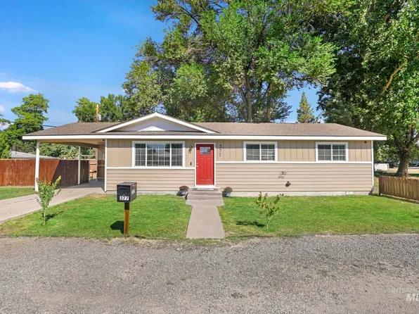 377 Locke Ave, Gooding, ID 83330