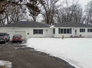 8706 Highway 52 S, Dubuque, IA 52003