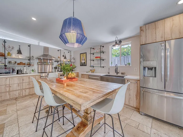 7055 SW 84th Ave — Photo 8