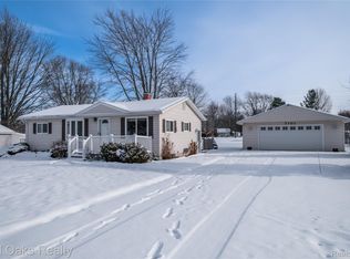 7101 Anna St, Grand Blanc, MI 48439