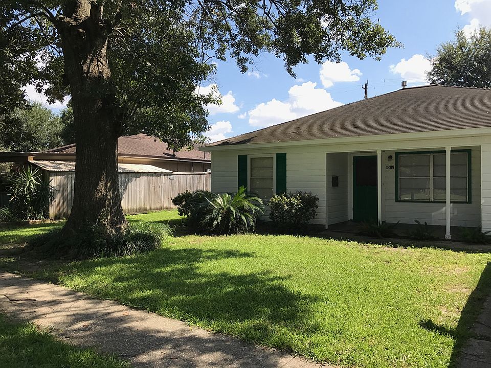 2nd image of 8517 Highcrest Dr