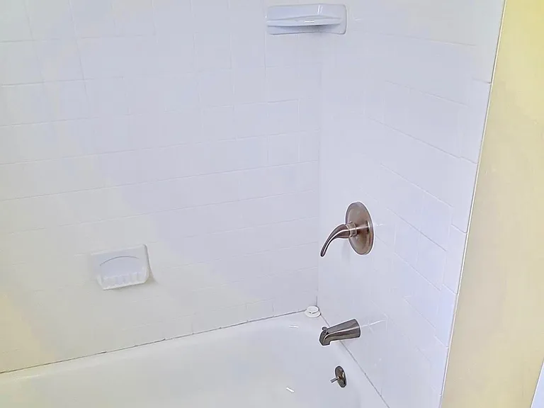 2900 Crehore St #2910 — Photo 6