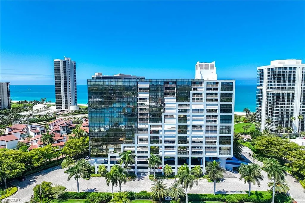 3 bed, 2.0 bath, 1980 sqft, $25,000 — Photo 2