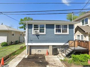57 Waterside St, Staten Island, NY 10306