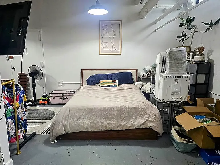 315 Berry St #7 — Photo 4