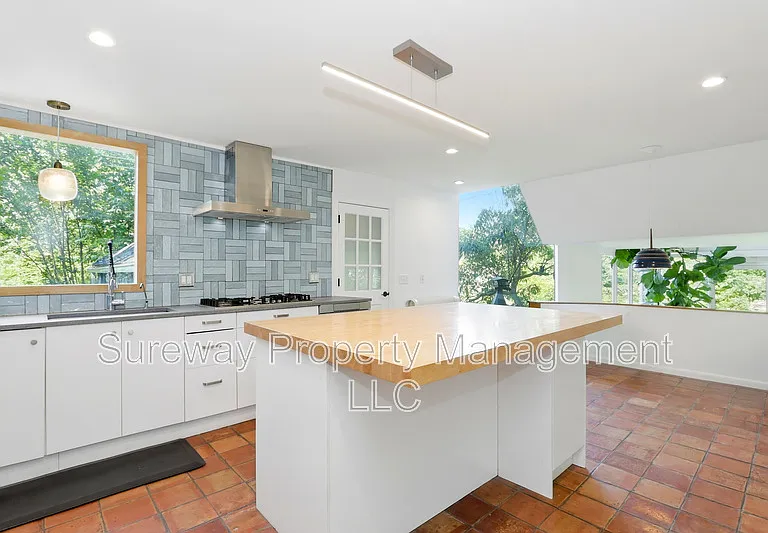 4521 Province Line Rd — Photo 21