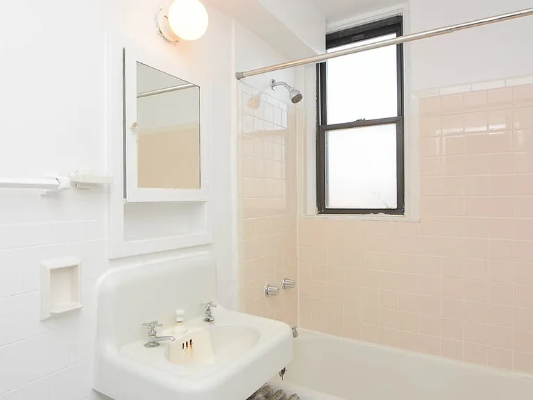 3335 W Diversey Ave #532 — Photo 12