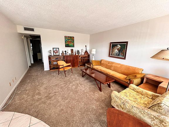 5th image of 90 Somerset #90