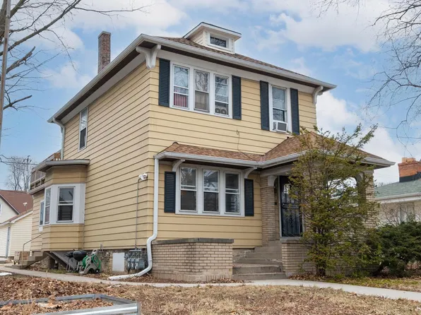 2715 North Humboldt BOULEVARD, Milwaukee, WI 53212