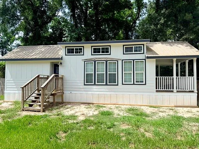 18773 Forest Lane Cir — Photo 3