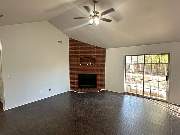 3rd image of 3471 W Buckeye St