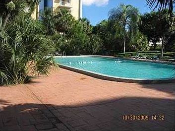 5th image of 801 NW 47th Ave APT 821W