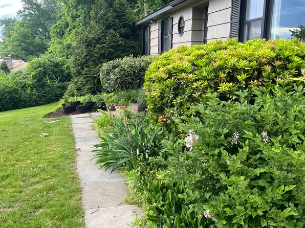 (undisclosed Address), Orange, CT 06477