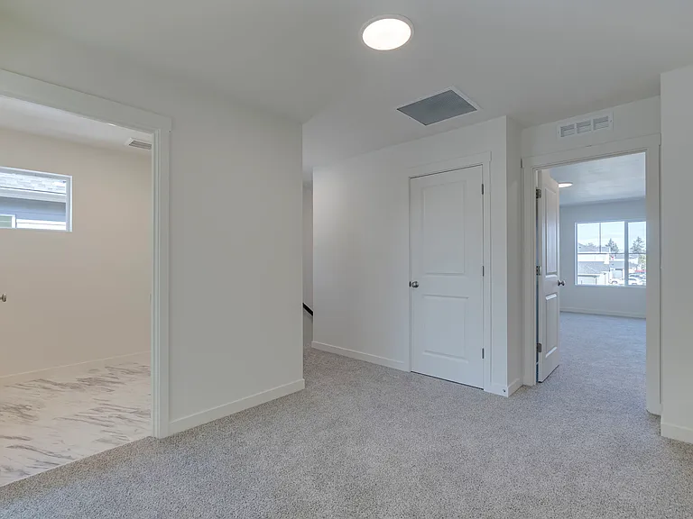 1843 NW 18th St — Photo 18