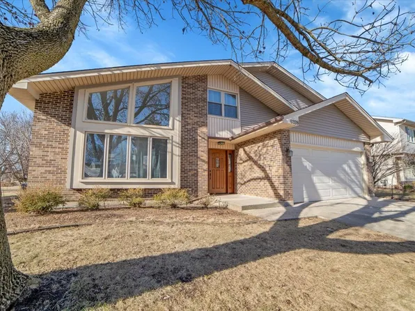 6328 Kent Ct, Lisle, IL 60532