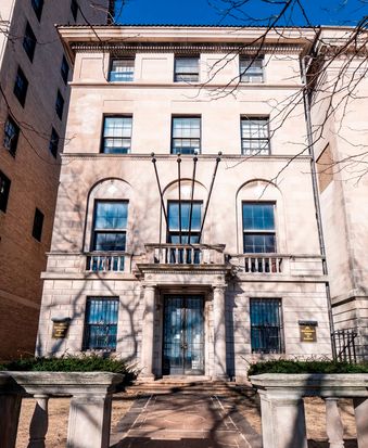 1516 N Lake Shore Dr, Chicago, IL 60610