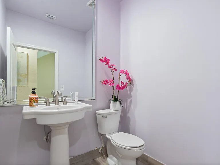 316 N Lake Dr — Photo 23