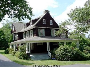 5817 Rowland Hill Rd, Bethesda, MD 20817