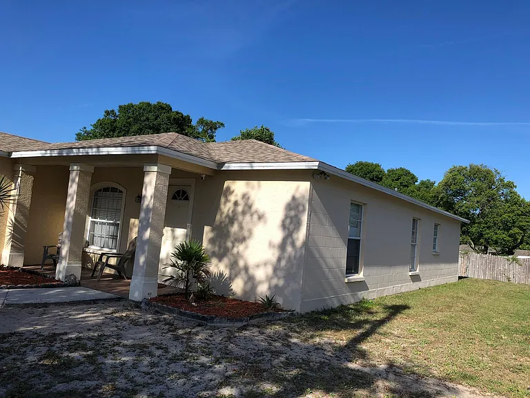 8522 Lazy River Dr — Photo 8