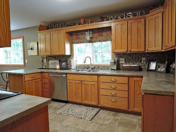 3rd image of 270 19th St NE