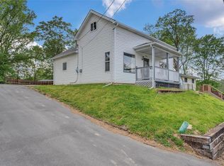 5306 Heege Rd, Saint Louis, MO 63123