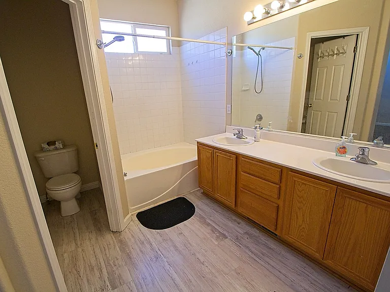 20945 White Rock Dr — Photo 11