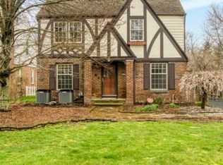 3300 Ardmore Rd, Shaker Heights, OH 44120