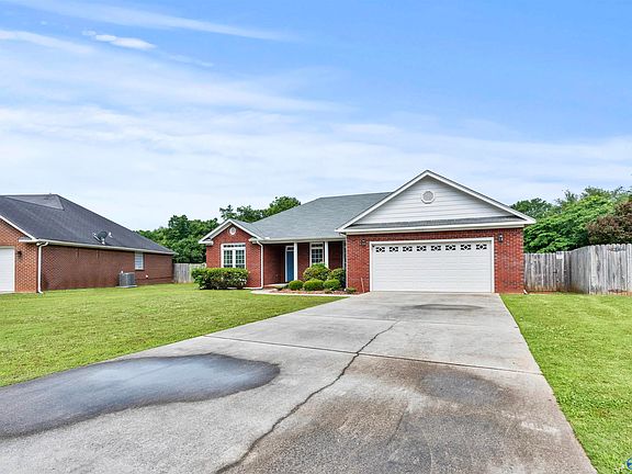 3rd image of 3703 Choctaw Dr SE