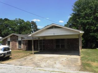 507 Washington St, Ellisville, MS 39437