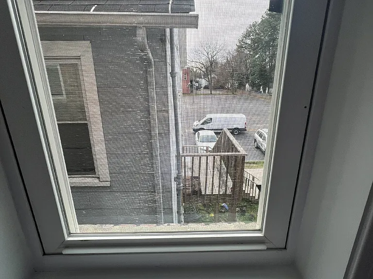 2711 Detroit St #4 — Photo 15