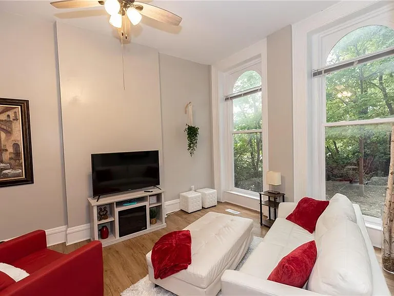 1736 Nicholson — Photo 4