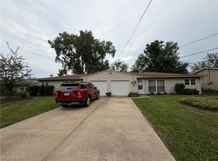 2573 Jaycox Rd, Avon, OH 44011
