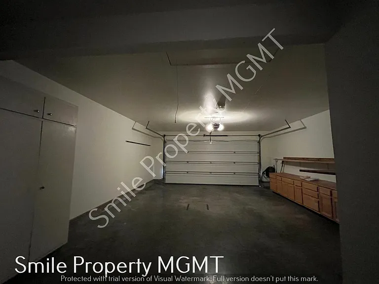 16801 NE San Rafael Dr — Photo 13