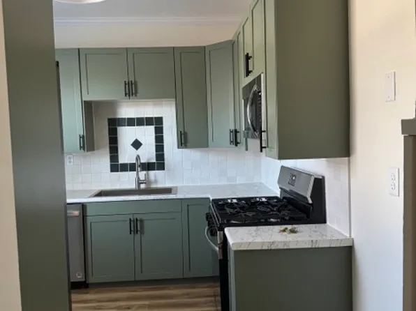 858 Fry St APT 3, Saint Paul, MN 55104