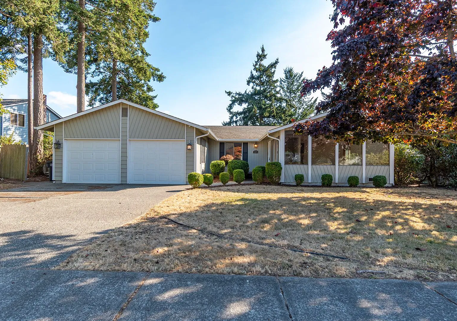3 Bed 2 Bath Pet Friendly home - 6, 9 or 12 month lease option — Photo 1